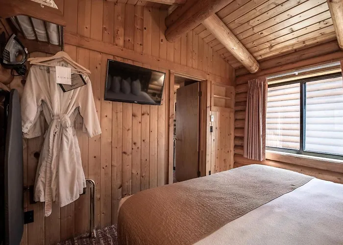 Lodge Cowboy Village