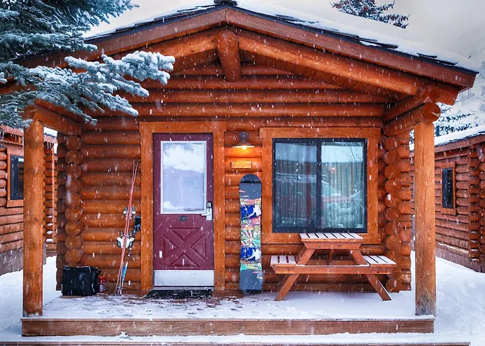 Cowboy Village Lodge