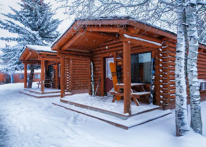 Cowboy Village Lodge *