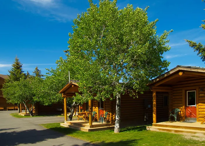 Cowboy Village Lodge *