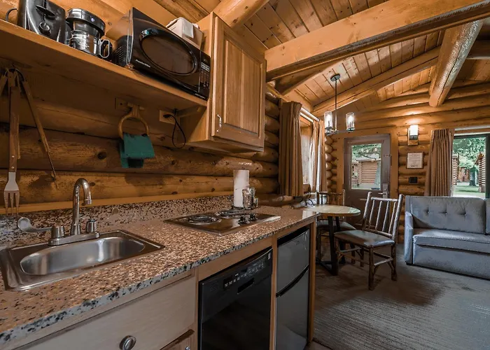 Lodge Cowboy Village *