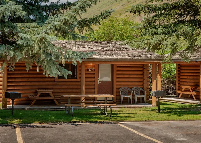 Lodge Cowboy Village *